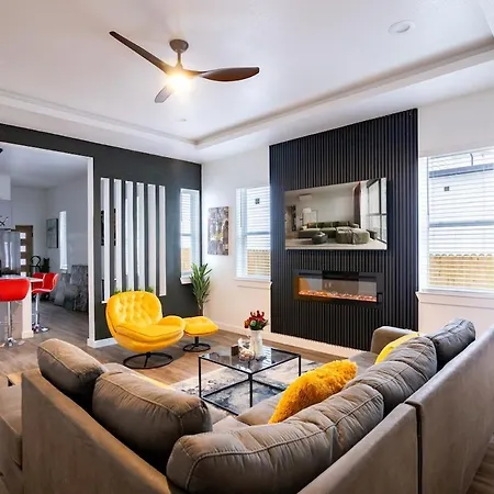 Contemporary Comfort Modern Home